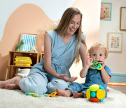 Hračka multisenzorická set Catch Me Smile™ 4 ks 3 m+ Bright Starts
