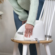 Podsedák na jedálenskú stoličku Ity Simplicity Seat Easy Clean Booster Oat do 15 kg Ingenuity
