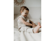 Celoročný spací vak s nohavicami Čierne bodky Sleepee