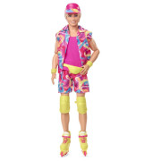 Barbie Ken vo filmovom oblečku na kolieskových korčuliach