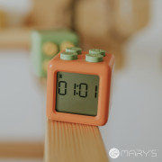 Budík kocka, oranžová Mary's