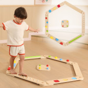 Drevená balansujúca cesta Viga