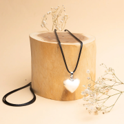 Čierna zapletaná šnúrka k rolničkám