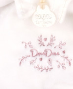 Darčeková sada Plyšový muchláčik medvedík s čiapočkou ružový 25 cm Doudou