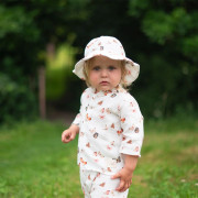 Dievčenské biely klobúk mušelín Motýlik Esito