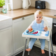 Lyžička silikónová s obalom 6 m+ Babyono