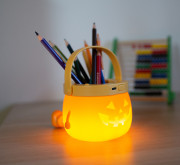 LED nočná lampička a stojan na pastelky 2v1 - tekvica Mary's