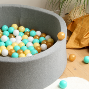 Hracia ohrádka s loptičkami textilné Ľudí