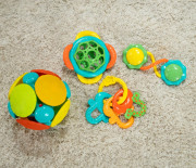 Hračka multisenzorická set Catch Me Smile™ 4 ks 3 m+ Bright Starts