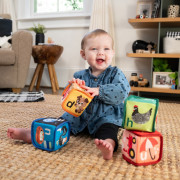 Hračka textilné kocky abeceda Alpha Stacks™ 4 ks 3 m+ Baby Einstein