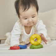 Stohovanie - zvlnené krúžky PlanToys