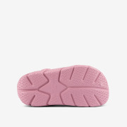 Detské nazúvaky clogsy ružové + amulet Cody Coqui