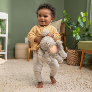 Hračka upokojujúca so senzorom plače zajačik Sylvi™ 0 m+ Ingenuity