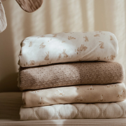 Deka Newborn Naturals 70x100 cm džersej/fleece Husa Little Dutch