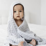 Mušelínová osuška Blenker s kapucňou 100x70 cm KipKep