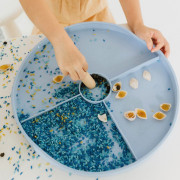 Senzorická triediaca tácka Play Tray Jellystone Designs