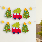 Kreatívna sada Prvé navliekanie plstená girlanda Vianočná cesta Haba