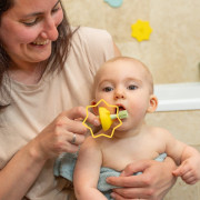 Silikónová zubná kefka 3 v 1 Badabulle