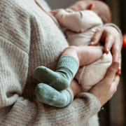 Detské ponožky Stay-on-Socks 1 pár Newborn KipKep