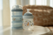 Dojčenské fľaše 165 ml + 240 ml + 2 cumlíky Little Dutch
