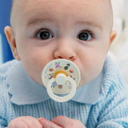 Cumlíky Moomin Colour kaučuk 6-18 m 2 ks Bibs