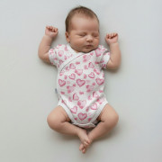 Zavinovacie dojčenské body krátky rukáv mušelín Srdce Baby Service