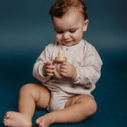 Bezpečnostné krmítko na ovocie Colour Essence Suavinex