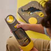 Fľaša na pitie so slamkou 600 ml Batman b.box