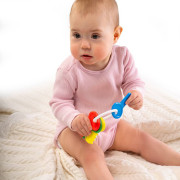 Detská hrkálka kľúče pastelové Akuku