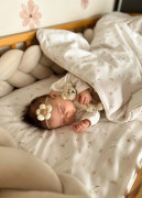 Detské obliečky do postieľky 100 x 135 cm bavlnený satén Drobné kvety Infantilo