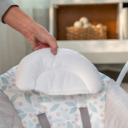 Hojdačka konvertibilná cestovná s melódiou Endless Blooms™ 0 m+ do 9 kg Ingenuity