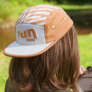 Striped šiltovka Sand stripe UPF 50+ KiETLA