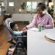 Stolička jedálenská multifunkčná Wesley™ 0 m+ do 23 kg Ingenuity