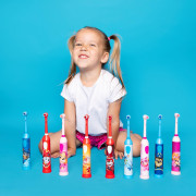 Oscilačná zubná kefka Tlapková patrola