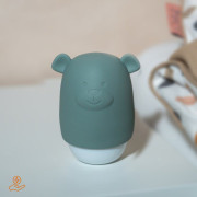 Medvedík Benny zelený - nočné svetlo so senzorom súmraku Zazu