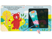 Malý medvedík hľadá kamarátov s kúzelnou baterkou