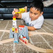 Tunel s majákom a heliportom Bigjigs Rail