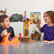MONSTER JAM - Hrací set El Toro Loco Big Air Challenge, 1:64