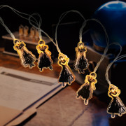 Wednesday svetelná reťaz