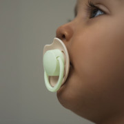 Cumlík svietiaci silikónový dynamický Prime 6-18 m 2 ks Ivory/Blush Lovi