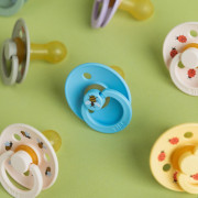 Colour Ladybug cumlíky z prírodného kaučuku 2 ks 6 - 18 m Bibs