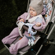 Edukačná závesná hračka Carrot and Hop Babyono