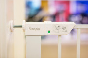 ZOPA Kovová zábrana Smart Close s automatickým zatváraním