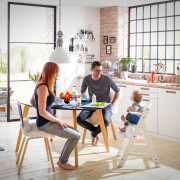 Drevená stolička 2v1 Alpha+ Hauck