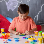 Súprava s tvarmi a pečiatkami 10 téglikov Play-Doh