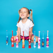 Oscilačná zubná kefka Tlapková patrola