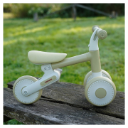 Odrážadlo Yuki Top Mark