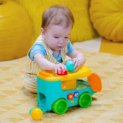 Autíčko vkladacie s loptičkami Pop & Roll Safari Bus™ 6m+ Bright Starts