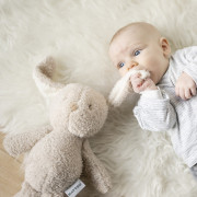 Hračka plyšová Teddy zajačik 34 cm Nattou