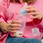 Antikoliková fľaša so silikónovým cumlíkom 270 ml Bibs